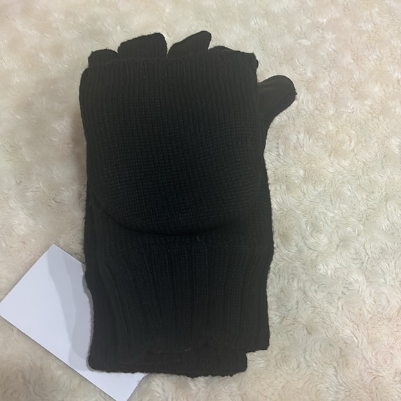 Ugg Men’s Knit Flip Mitten Size L/XL. - Picture 6 of 9